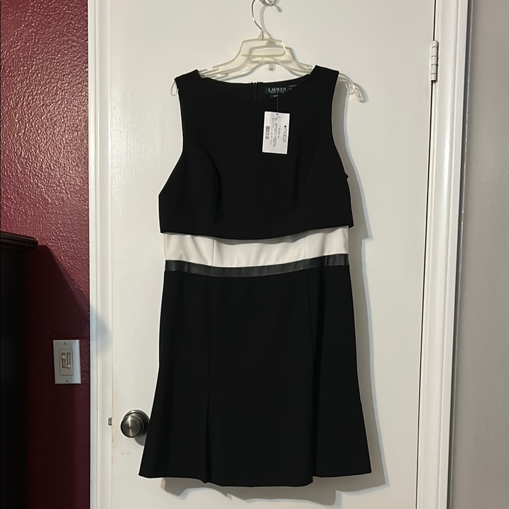 Calvin Klein Black and White Sleeveless Sheath Mini Dress